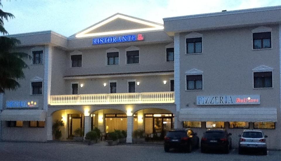 Salzano Hotel Belfiore מראה חיצוני תמונה